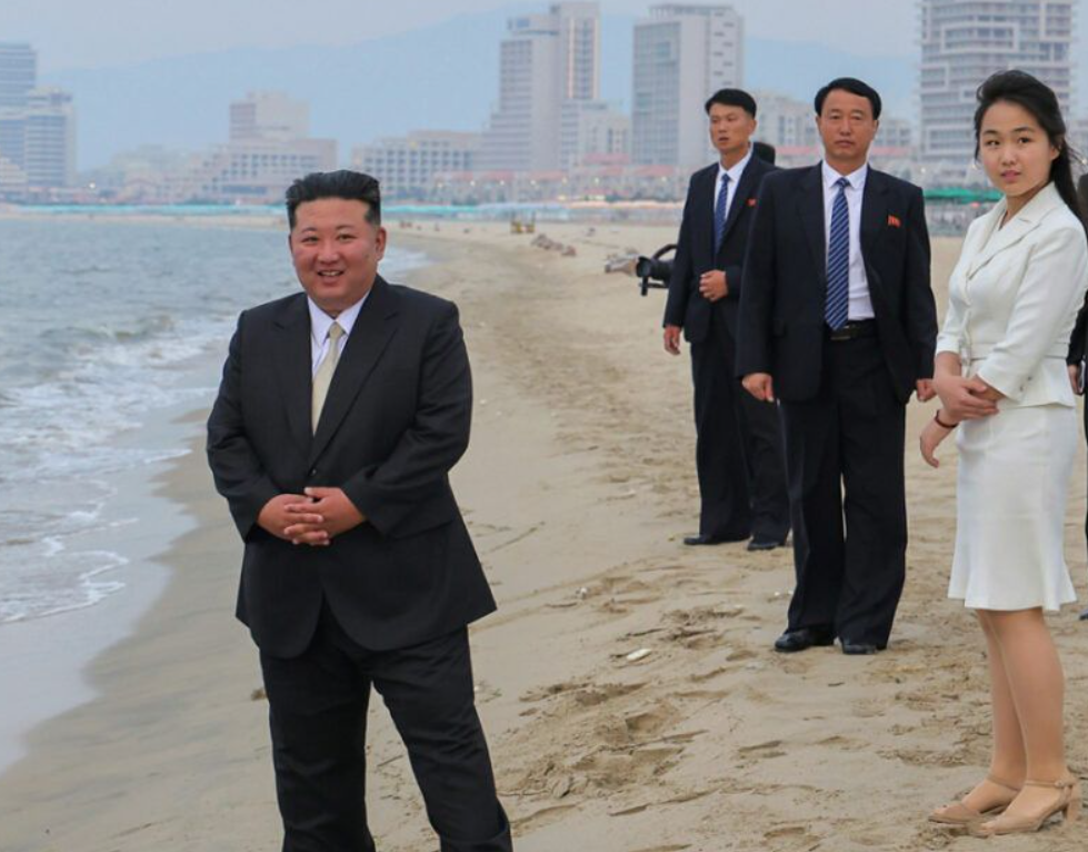 kim-joung-un-resmikan-tempat-wisata-di-korut