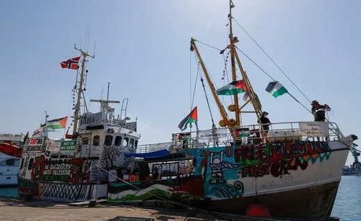kapal-aktivis-pro-palestina-diserang-oleh-drone-saat-lewati-gaza
