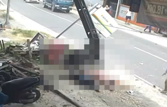 motor-bonceng-4-tabrakan-saat-kejar-jambret